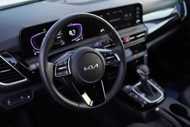 2026 Kia Seltos S, Sunroof, BSM, Adaptive Cruise Control, Remote - Photo 16