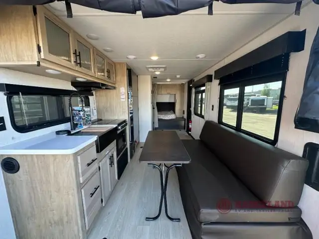 2026 Forest River RV Cherokee Grey Wolf Black Label 18RRBL - Photo 11