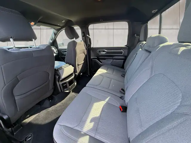 2023 Ram 1500 Big Horn 4x4 Crew Cab 6'4' Box - Photo 10