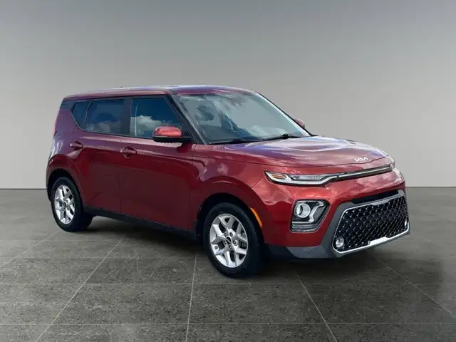 2022 Kia Soul EX - Photo 9