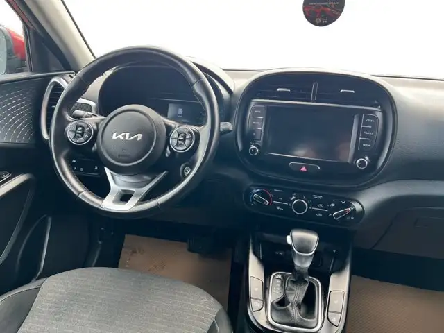 2022 Kia Soul EX - Photo 16