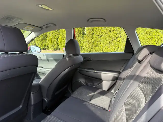 2010 Hyundai Elantra GL WAGON AUTOMATIC A/C DRIVES GOOD - Photo 8