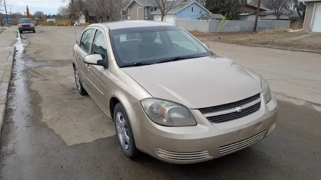 08 Chevy Cobalt - Photo 2
