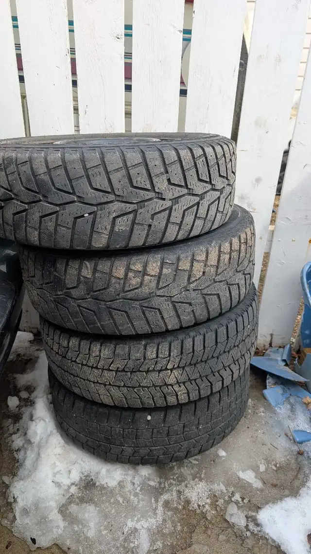 08 Chevy Cobalt - Photo 8