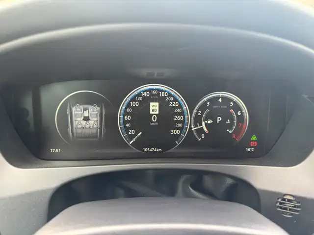 2017 Jaguar F-Pace - Photo 17