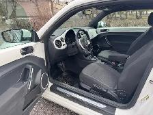2013 Volkswagen Beetle - Photo 9