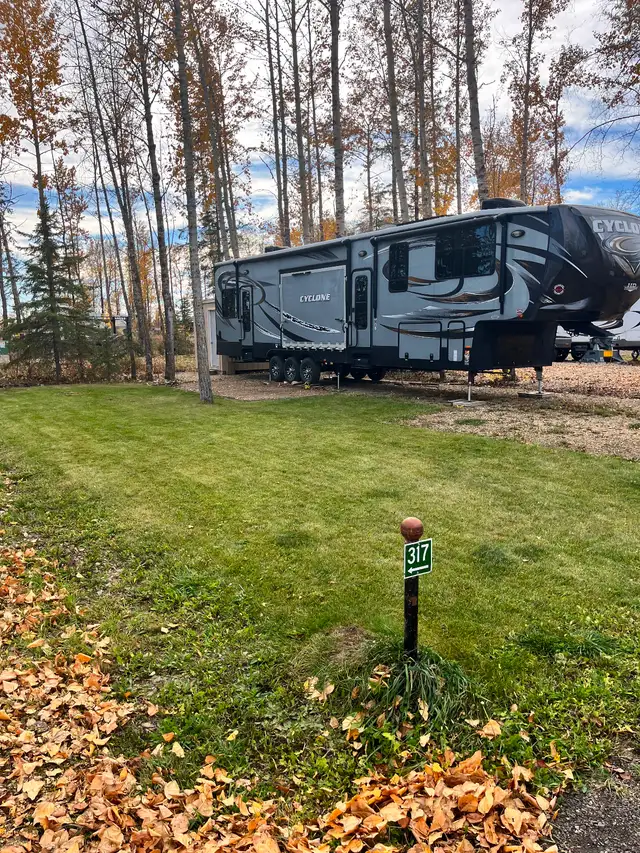 Season lot on Gull lake all inclusive