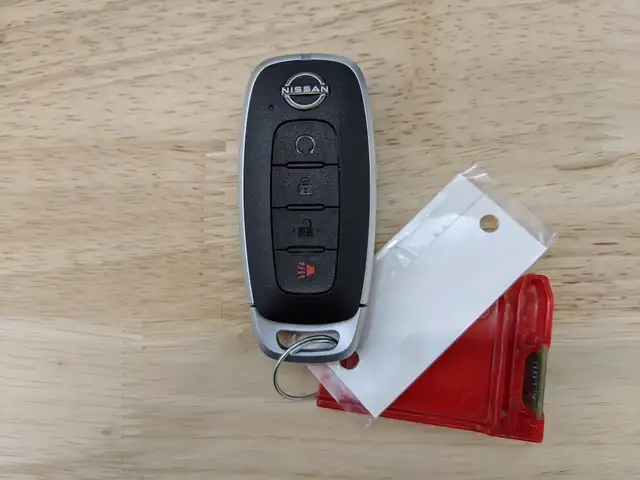 2025 Nissan Kicks SR | AWD | HTD SEATS/WHEEL | PANO | RMT START - Photo 25