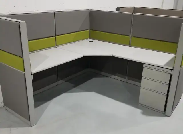 Used Workstations For Sale- Uffcio Furniture-Call Us Now!