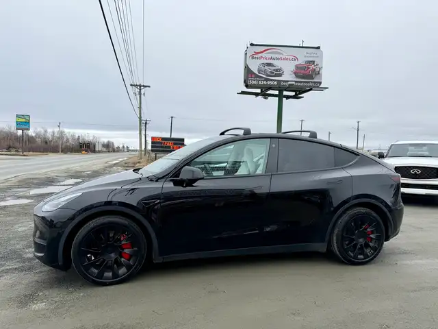2022 Tesla Model Y LONG RANGE! AWD! CLEAN CARFAX! - Photo 6