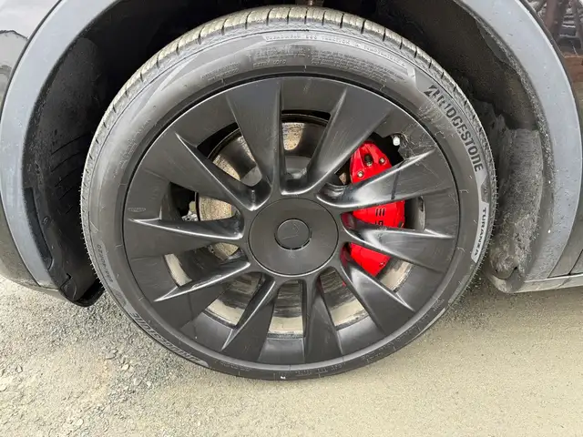 2022 Tesla Model Y LONG RANGE! AWD! CLEAN CARFAX! - Photo 10