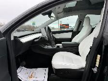 2022 Tesla Model Y LONG RANGE! AWD! CLEAN CARFAX! - Photo 11