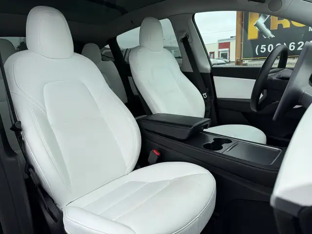 2022 Tesla Model Y LONG RANGE! AWD! CLEAN CARFAX! - Photo 21