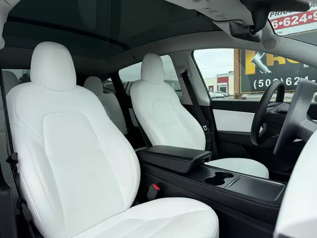 2022 Tesla Model Y LONG RANGE! AWD! CLEAN CARFAX! - Photo 22