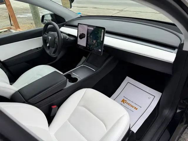 2022 Tesla Model Y LONG RANGE! AWD! CLEAN CARFAX! - Photo 24