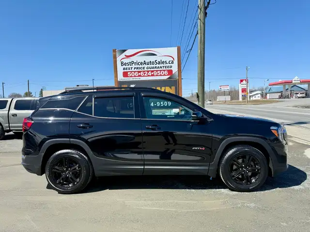 2023 GMC Terrain AT4! AWD! SUNROOF! CLEAN CARFAX! NEW MVI! NAVI! - Photo 2