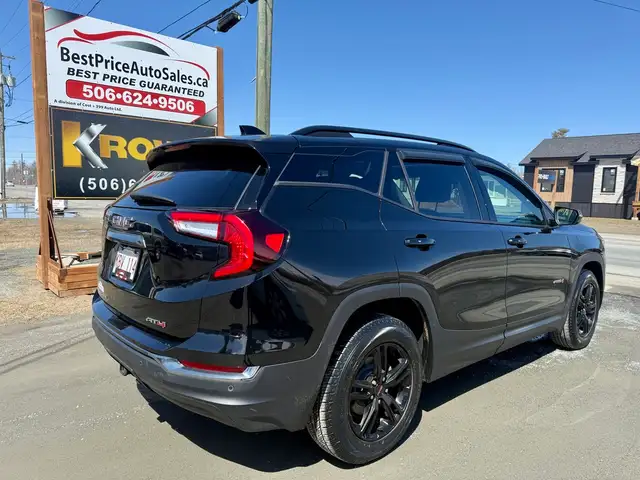 2023 GMC Terrain AT4! AWD! SUNROOF! CLEAN CARFAX! NEW MVI! NAVI! - Photo 3