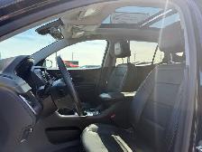 2023 GMC Terrain AT4! AWD! SUNROOF! CLEAN CARFAX! NEW MVI! NAVI! - Photo 14