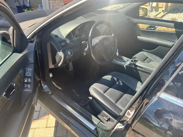 2010 Mercedes Benz C300 Sport - Photo 2