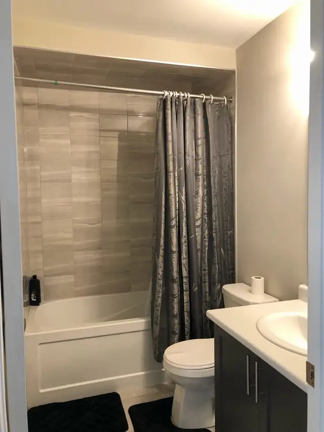 Private room for rent - Photo 3