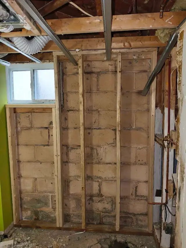 Construction helper needed