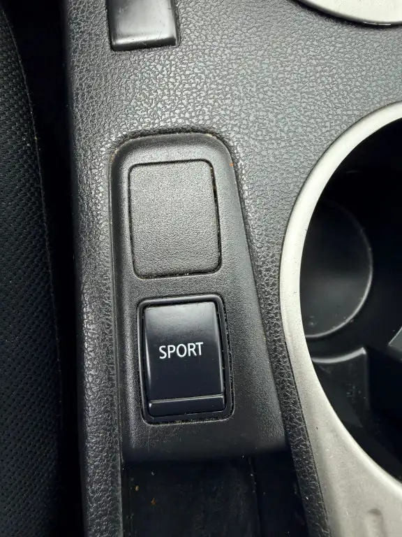 2013 Nissan Rogue S 4dr Front-wheel Drive CVT - Photo 15