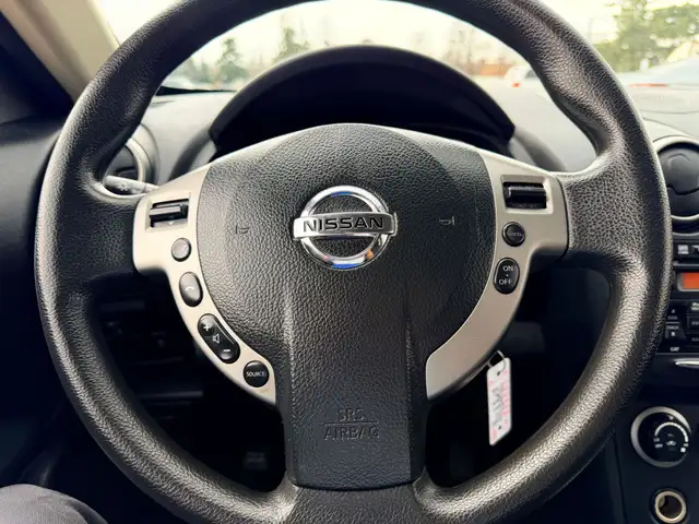 2013 Nissan Rogue S 4dr Front-wheel Drive CVT - Photo 17