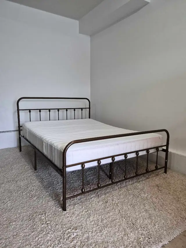 FREE DELIVERY Queen Size Metal Bedframe & Ikea Valevag Mattress - Photo 3