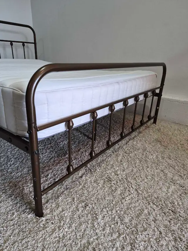 FREE DELIVERY Queen Size Metal Bedframe & Ikea Valevag Mattress - Photo 7