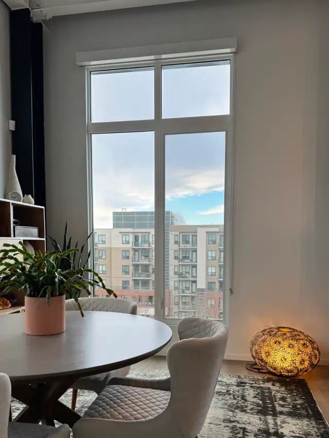 ☀️ Rare Bridgeland Penthouse— 3 Bed / 2 Bath, Top Floor - Photo 4