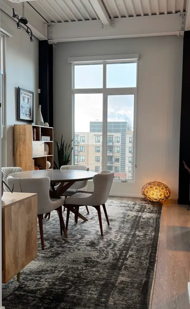 ☀️ Rare Bridgeland Penthouse— 3 Bed / 2 Bath, Top Floor - Photo 5