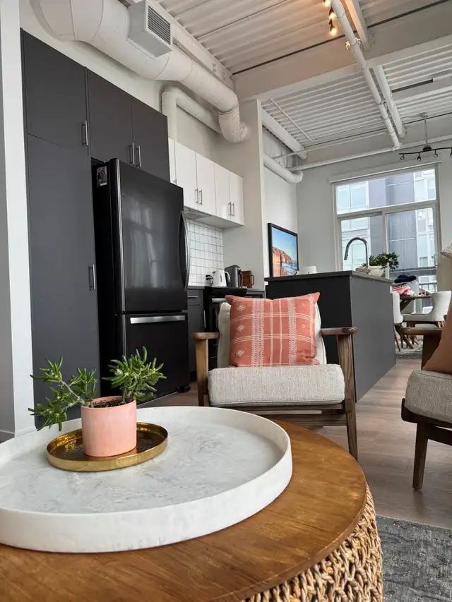 ☀️ Rare Bridgeland Penthouse— 3 Bed / 2 Bath, Top Floor - Photo 7