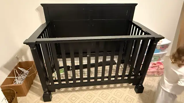 Free Crib - Photo 2
