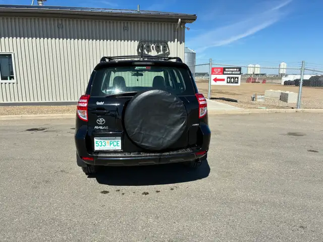 2011 rav4 low kms - Photo 5
