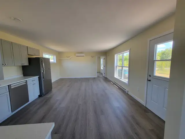 $1850 – New Mini Home On Acre Lot For Lease Located 5 Megan Crt - Photo 3