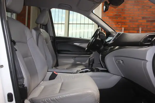 2016 Honda Pilot EX-L - Photo 9