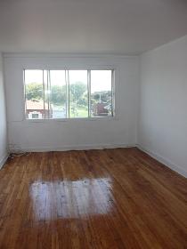 Lager 4 1/2 hardwood floors apartment in Lachine for Rent !!