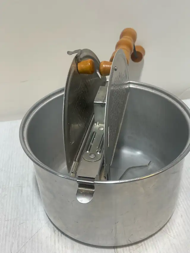 Whirley Pop Popcorn Popper - Photo 2