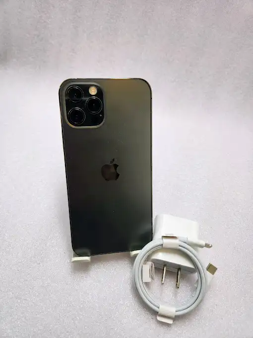 iPhone 12ProMax 128gb 100%Bh Grey 3 Months Warranty W/Charger - Photo 2