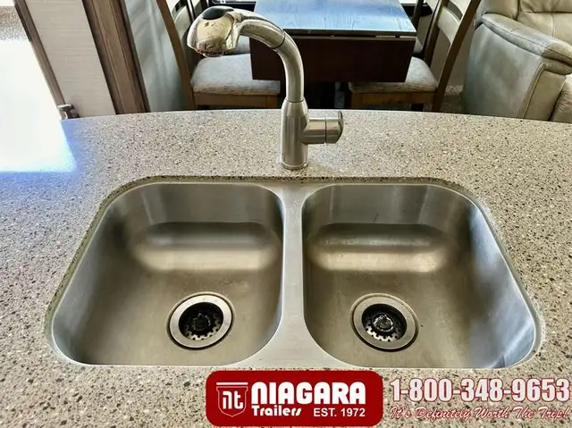 2017 KEYSTONE COUGAR 333MKS Fifth Wheel - Photo 12