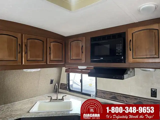 2014 KEYSTONE SPRINGDALE 299FKGL Travel Trailer - Photo 10