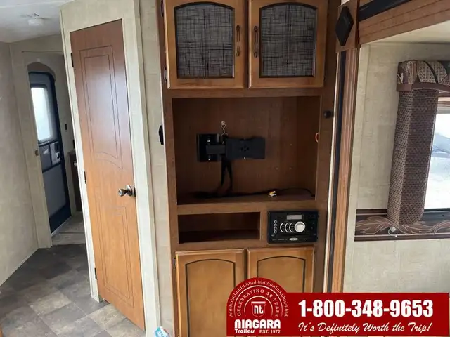 2014 KEYSTONE SPRINGDALE 299FKGL Travel Trailer - Photo 19