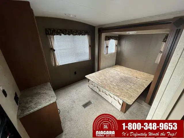 2014 KEYSTONE SPRINGDALE 299FKGL Travel Trailer - Photo 21