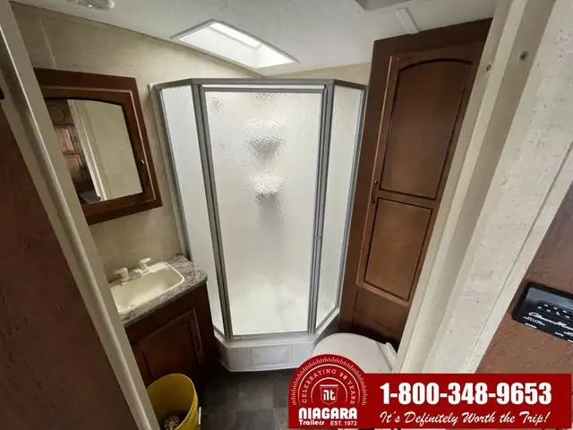 2014 KEYSTONE SPRINGDALE 299FKGL Travel Trailer - Photo 25