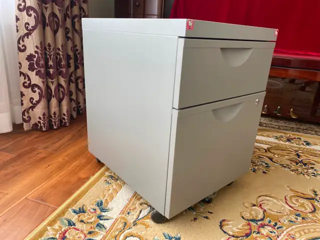 File cabinet