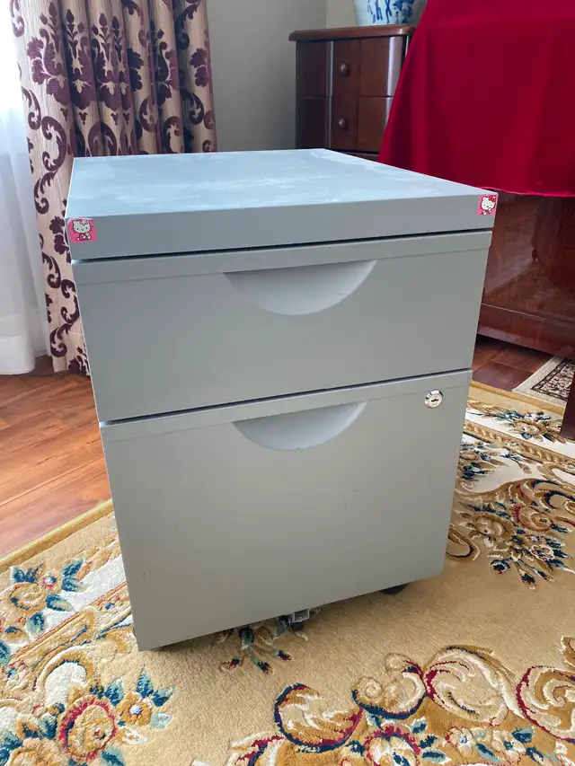 File cabinet - Photo 2