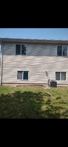 3 Bed 1 Bath Niagara Falls, 2 Bed 1 Bath Stoney Creek - Photo 2