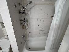 Student Apartment in Kensington Market! - Photo 4