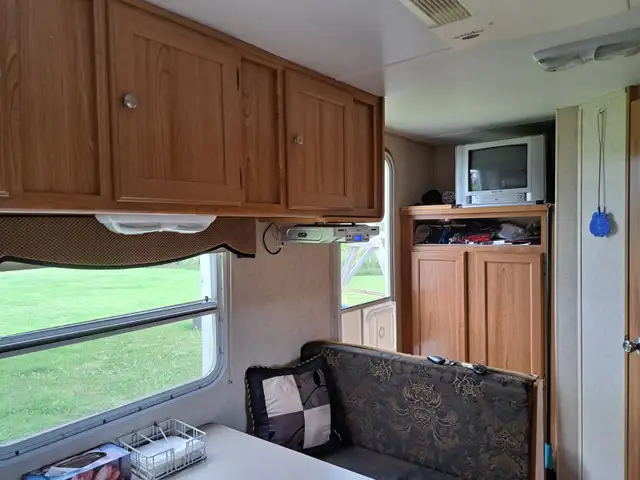 20' Camper - Photo 9