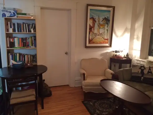 Cozy 2 Bedroom Glebe Apartment for Rent (585 O'Connor St) - Photo 8